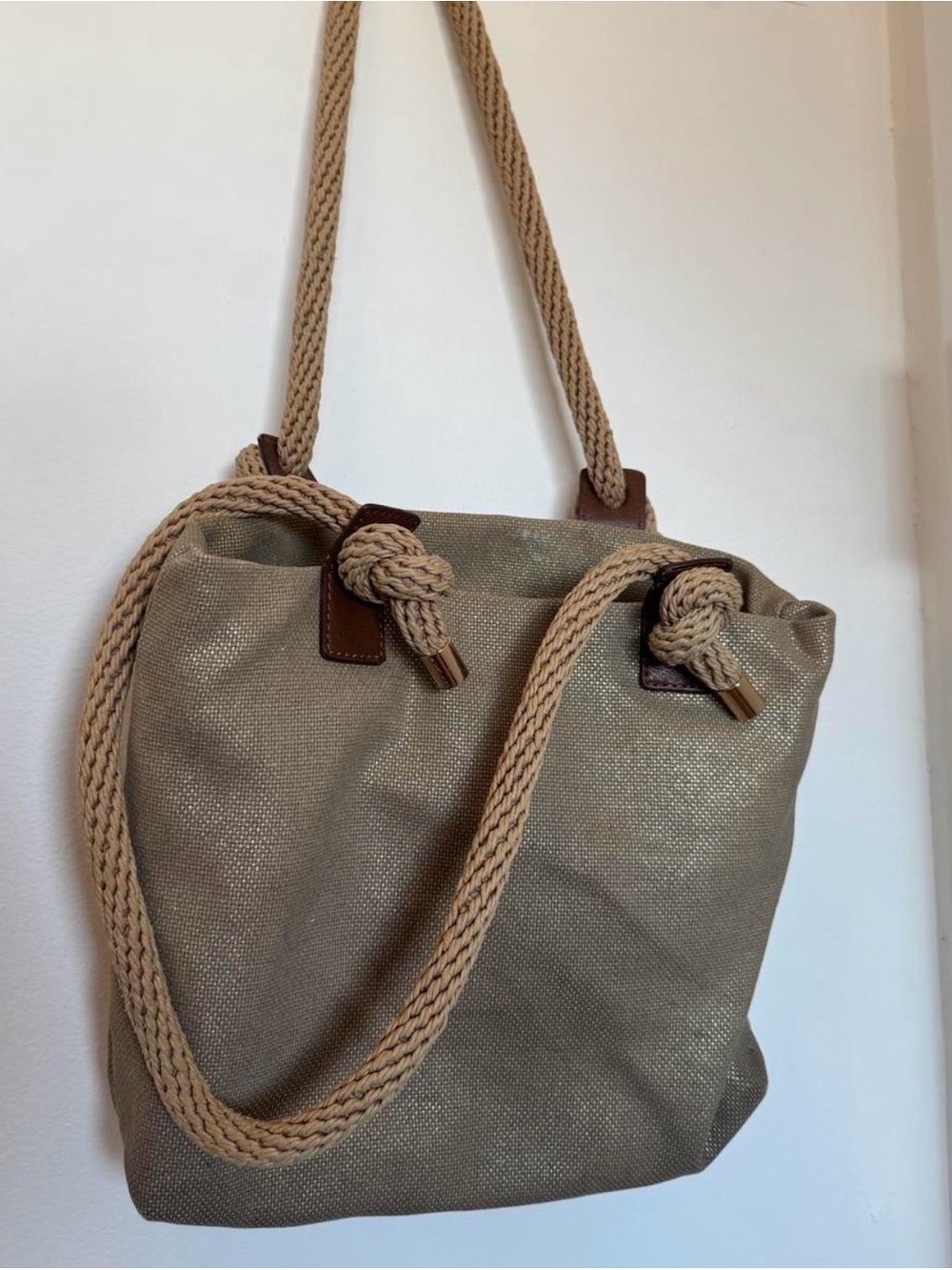 Micheal Kors Vintage Golden Tote/Hobo bag